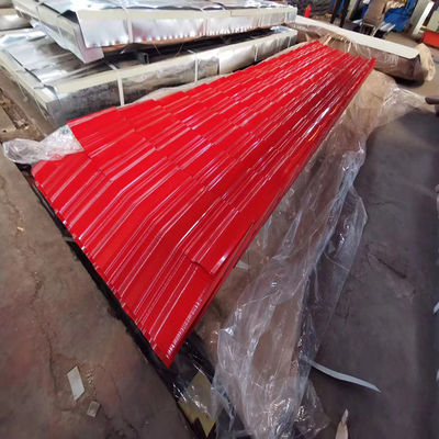 Colore personalizzato Piastra di tetto ondulato personalizzato con design Ral Colore rivestito 24 26 28 Gauge Z30g ppgi Forma trapezoidale ondulata