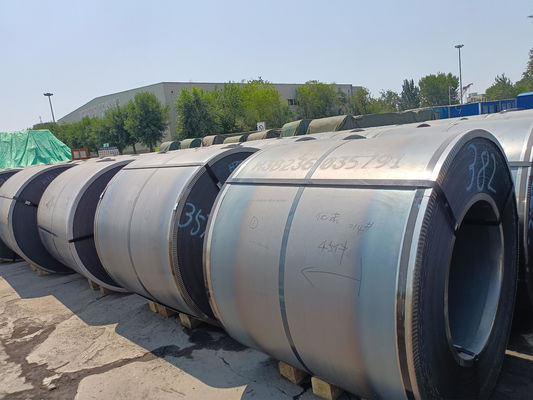 Q195 Q235 Q345 Q235B 0,8-300 mm Spessore MS HRC Ferro a basso tenore di carbonio bobina di acciaio laminata a caldo per la spedizione in container o in massa