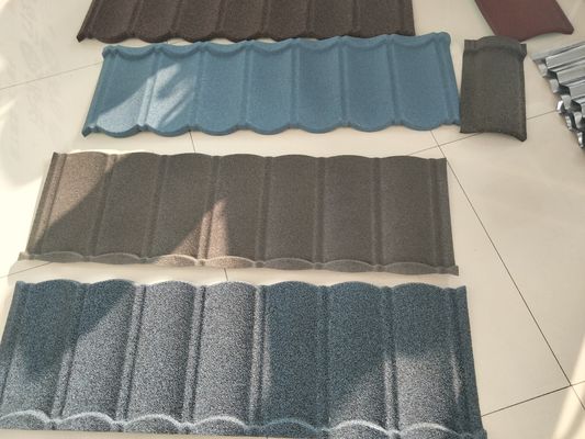 Pietra rivestita in acciaio piastrella di tetto piastrella romana con rivestimento in zinco da 20 g-275 g/m2 e certificazione PVOC