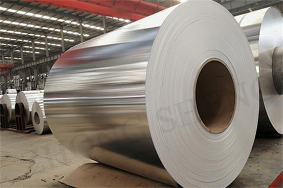 Tecnica laminato a freddo Q195 Q235 1060 3105 1100 Rollo di lamiera di bobina di alluminio per tetto di edifici Larghezza 600-1250 mm
