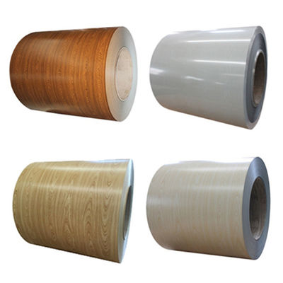 Coil di acciaio rivestito di colore bianco Coil di metallo galvanizzato 3-8 tonnellate Peso della bobina 100-1250mm Larghezza per recinzione