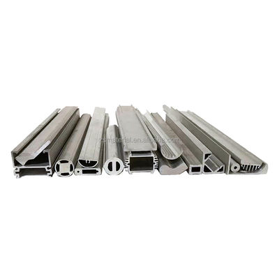 Profili di alluminio resistenti non oliati progettati con precisione per una produzione ad alta tolleranza e versatile