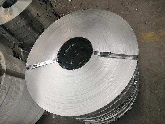 00,8 mm 0,5 mm 0,6 mm Spessore SGCC Striscia di acciaio galvanizzato a caldo con passaggio della pelle e tolleranza ± 1%