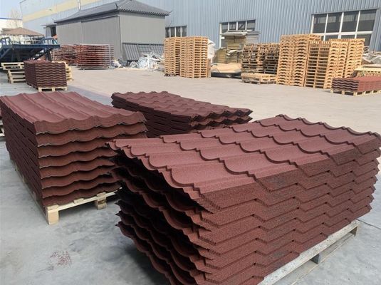 Materiale grezzo PVC ASA Rivestimento colore pietra chip rivestito Metro Rooftile piastra con e design colorato