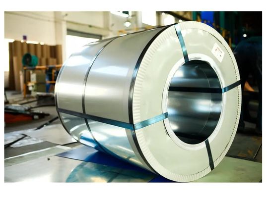 914mm PPGI RAL 9003 RAL 5052 Color Coated Galvanized Steel Coil con primo e lunghezza come richiesta