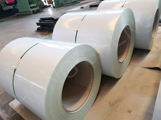 600-1500 mm Larghezza Bianco RAL9003 Color Prepintato Galvanizzato PPGI Coil in acciaio con servizio di lavorazione perforante
