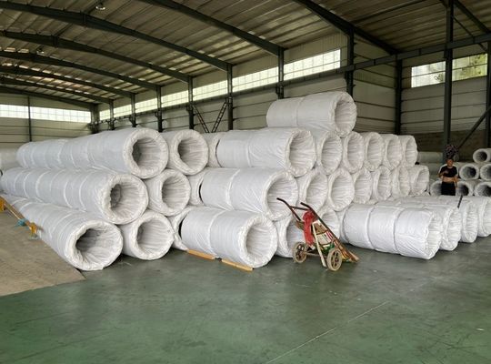 14 Gauge Hot Dip Galvanizzato Acciaio filo Acciaio grado di carbonio Q195 Q235 per la costruzione di lunghezza di produzione personalizzata
