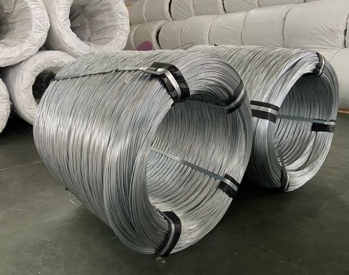30%TT anticipo 70% saldo Q235 filo di acciaio galvanizzato 1,3 mm 2,3 mm GI filo di acciaio ferri per la costruzione costruzione acciaio deforme