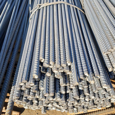 Scaffalatura di acciaio ASTM A615 Grade 60 Ss400 S355 Hrb335 Hrb400 Hrb500 Scaffalatura di ferro laminato a caldo deformata per costruzioni edilizie