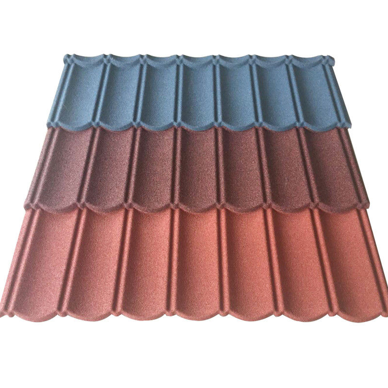 2.7kg/pcs Piastrelle di tetto in pietra colorata duratura dello spettro La combinazione perfetta di stile e durata per case a prova di vento