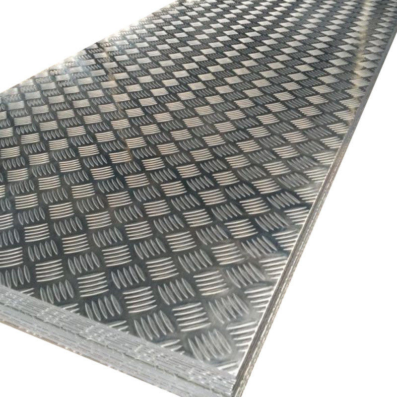 Tecnica a base di laminato a caldo JIS Standard Dimensione 3-12 mm Spessore Piastra d'acciaio a scacchi con 20 anni di esperienza